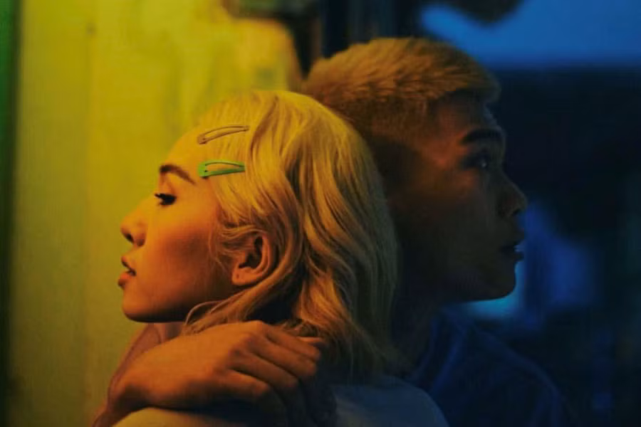 Muon vua chat vua xinh xan, hay nhin cach Emily 