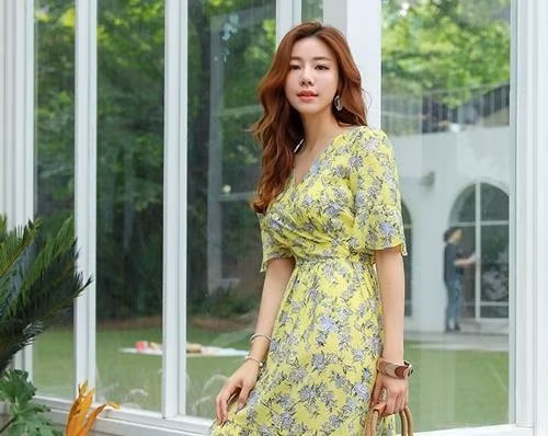 4 kiểu váy chị em càng xa càng tốt nếu không muốn thành bà cô già