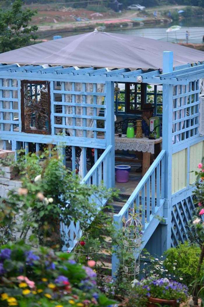 Mãn nhãn khu vườn đẹp như mê cung của người đàn ông yêu thích làm vườn ảnh 8