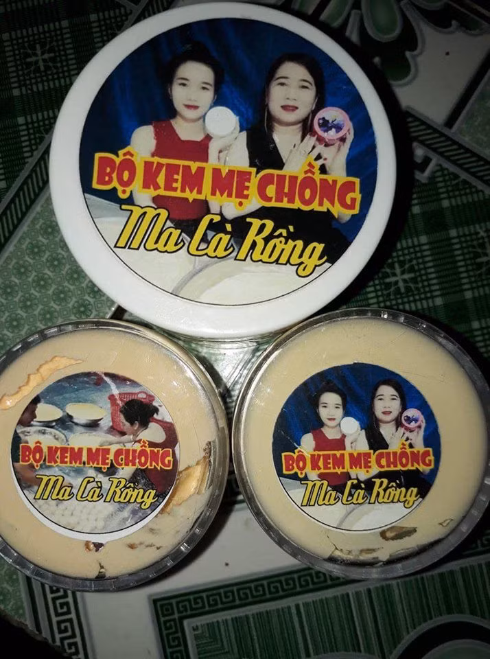 Những ảnh hài hước trong ngày ảnh 10