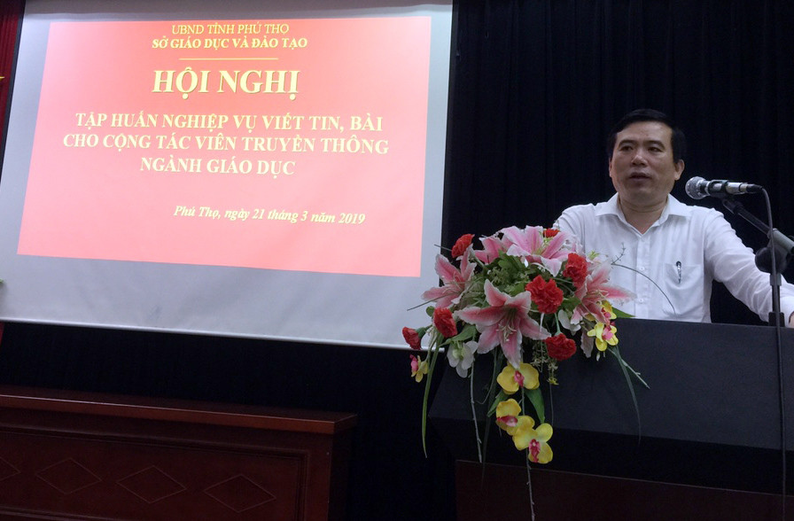 Ông Nguyễn Minh Tường - Giám đốc Sở GD&ĐT Phú Thọ phát biểu tại Hội nghị Ông Nguyễn Minh Tường - Giám đốc Sở GD&ĐT Phú Thọ phát biểu tại Hội nghị