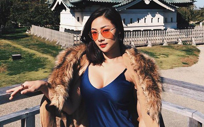 Năm 2018, Huyền Thạch công khai chuyện phẫu thuật nâng ngực. Cô tâm sự rằng trước khi phẫu thuật, cô đã rất tự ti với ngoại hình "như con trai". Năm 2018, Huyền Thạch công khai chuyện phẫu thuật nâng ngực. Cô tâm sự rằng trước khi phẫu thuật, cô đã rất tự ti với ngoại hình "như con trai".