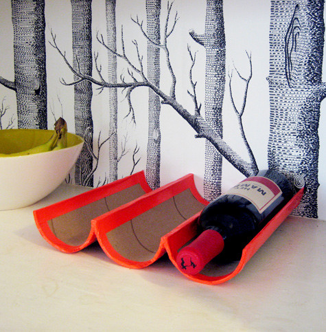 Tự “chế” giá để rượu, tưởng khó mà dễ ảnh 11 Tự “chế” giá để rượu, tưởng khó mà dễ ảnh 11