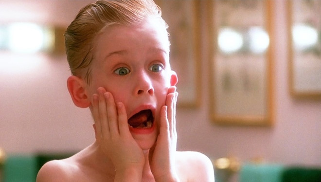 2. Nhạy cảm: Những đứa trẻ giàu cảm xúc và dễ xúc động thường có khả năng sáng tạo cao. Trẻ cũng suy nghĩ chín chắn và trưởng thành hơn so với bạn cùng tuổi. Hệ thần kinh của chúng thường bị quá tải do lưu trữ quá nhiều thông tin. Ảnh: 20th Century Fox. 11 dau hieu nhan biet thien tai qua cac chi tiet nho hinh anh 2