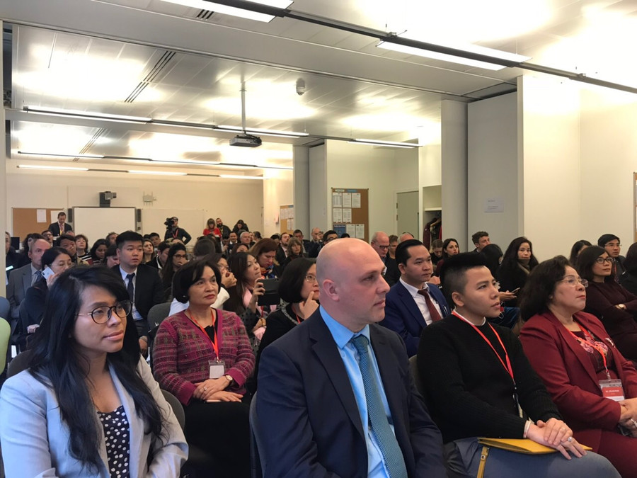 Không khí buổi lễ kí kết thoả thuận hợp tác giáo dục giữa Việt Nam- Anh.