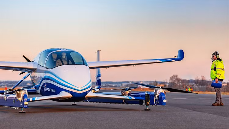 Mẫu ô tô bay của Boeing trông giống như một chiếc phi cơ lai giữa trực thăng và máy bay không người lái.