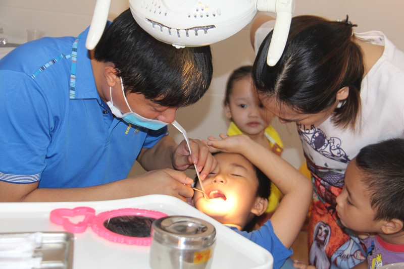 Được chăm sóc răng, miệng miễn phí