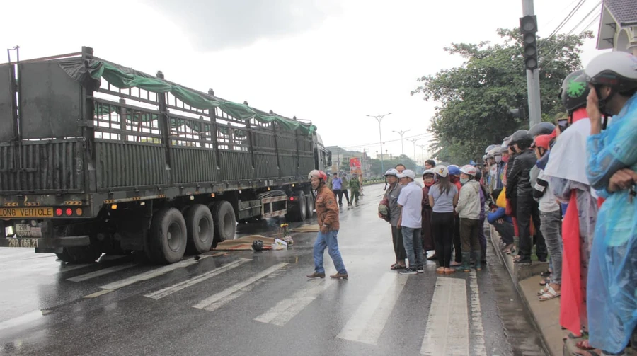 Tai nạn giao thông đường tránh Đông Hà, ảnh PXD