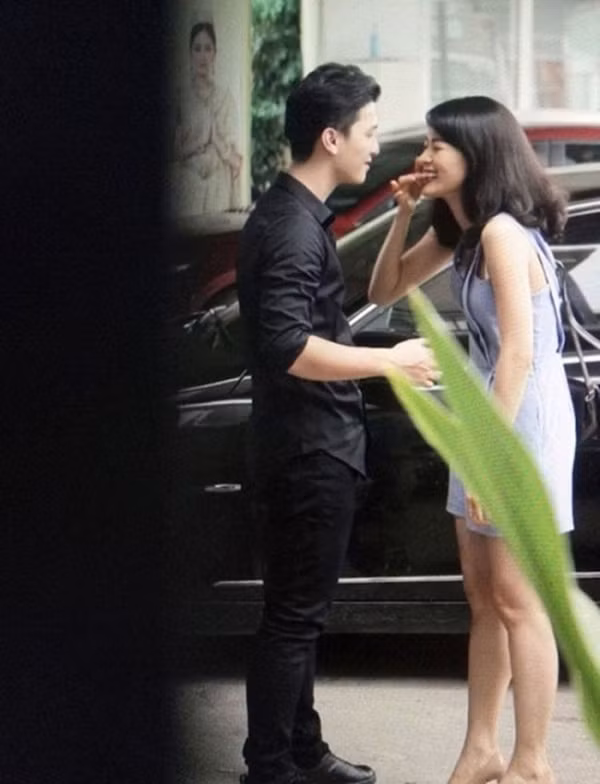 Những hot girl mạng nổi tiếng sau 1 đêm giờ còn sống sót hay đã chìm?