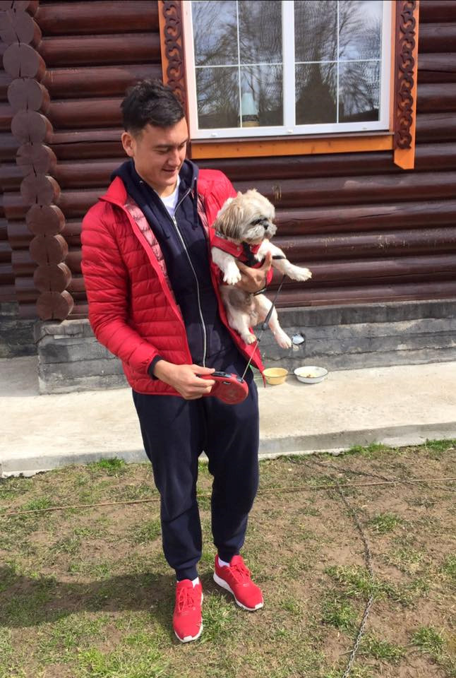 Gu thoi trang tre trung, don gian cua thu mon Dang Van Lam hinh anh 11