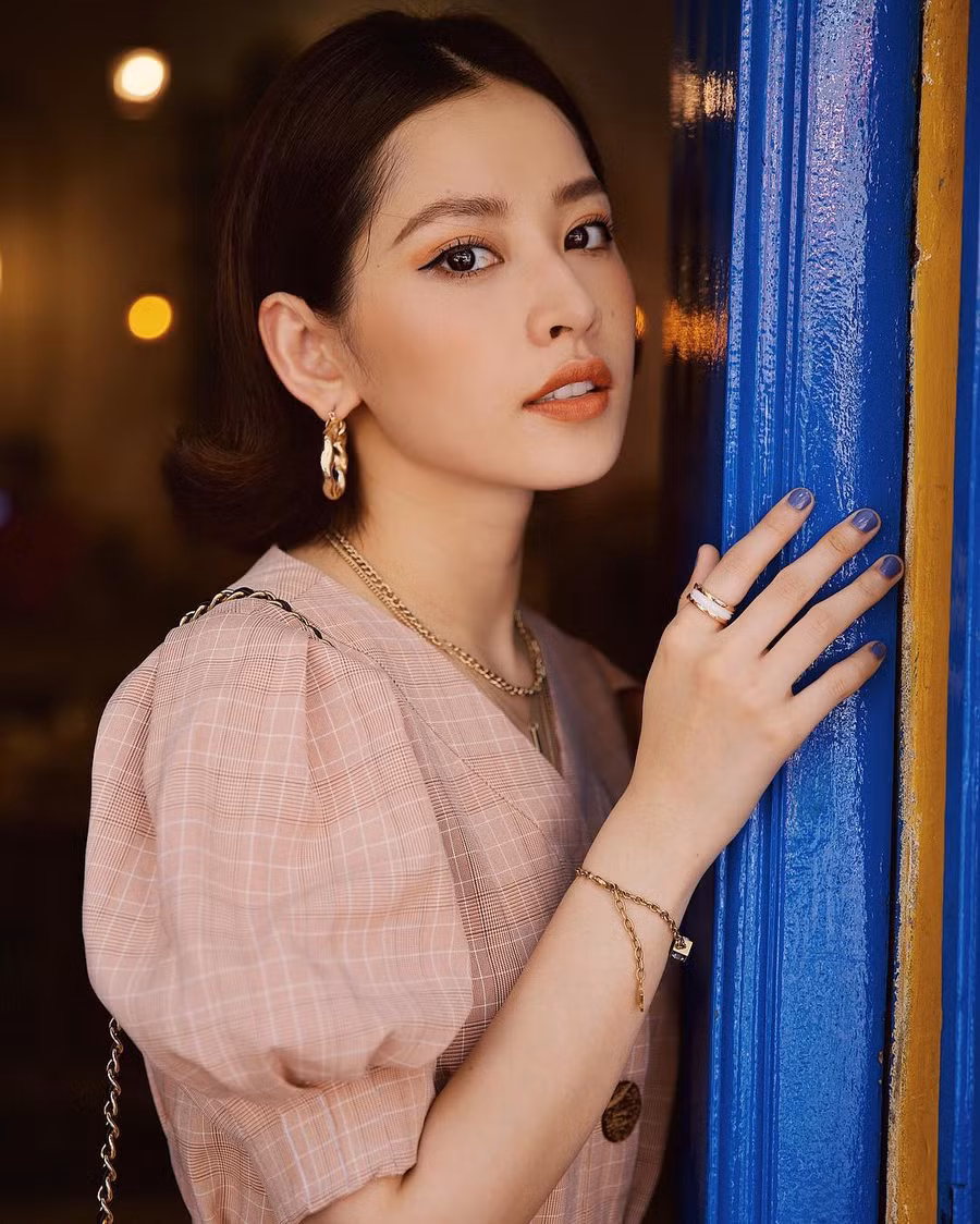 Cằm VLive đã lỗi thời, “mốt” bây giờ cứ phải mặt tròn, cằm vuông ảnh 6