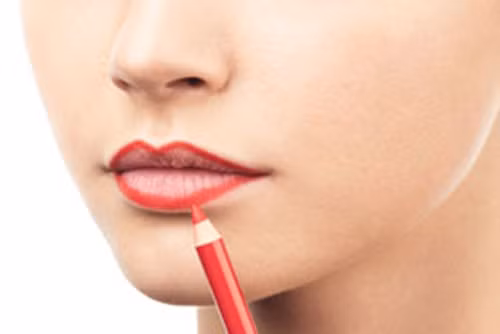 6 bí kíp trang điểm giúp U40 trẻ đẹp như gái 18