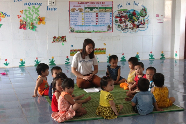 Một giờ học của lớp học mầm non xã Hóa Thanh (Minh Hóa) là xã miền núi khó khăn của tỉnh Quảng Bình
