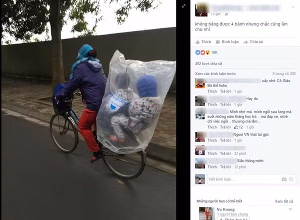 Cách che mưa rét cho con chỉ mẹ mới nghĩ được ra