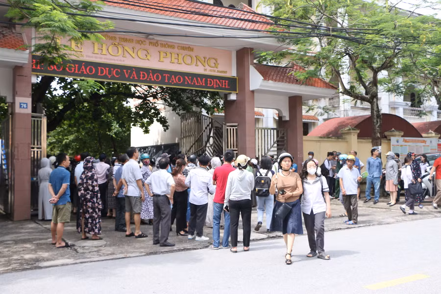 Trường THPT chuyên Lê Hồng Phong là nơi được chọn làm địa điểm tổ chức thi HSG quốc gia năm học 2023-2024 tại Nam Định.