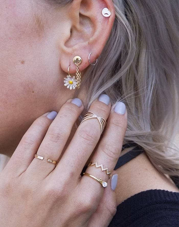 Muốn xinh đẹp, “ăn ảnh” hơn khi lên hình nàng chỉ cần sắm ngay những item này thôi