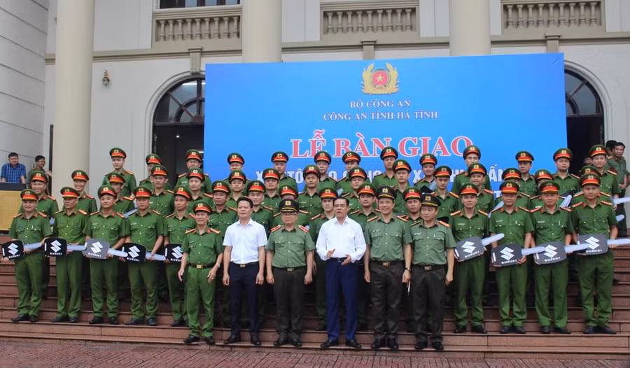 Công an Hà Tĩnh vượt tiến độ hoàn thành cấp CCCD gắn chip.