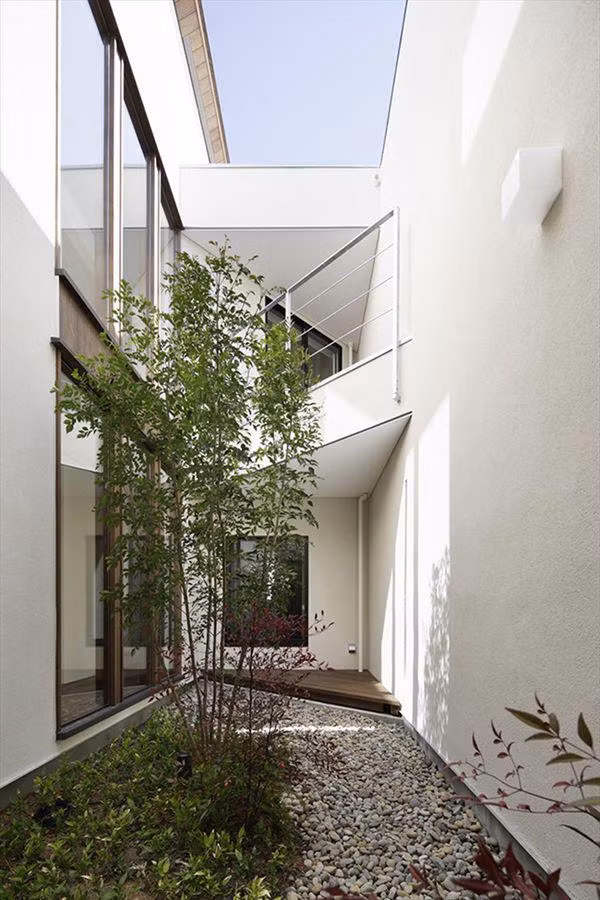 xoay 45 do tranh nang, can nha kieu nhat duoc khen het loi vi vua dep vua hay - 10