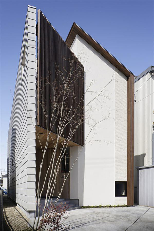 Xoay 45 độ tránh nắng, căn nhà kiểu Nhật được khen hết lời vì vừa đẹp vừa hay ảnh 6 xoay 45 do tranh nang, can nha kieu nhat duoc khen het loi vi vua dep vua hay - 6