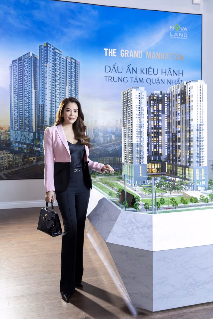 Trương Ngọc Ánh vừa bổ sung thêm vào bộ sưu tập bất động sản hạng sang một căn hộ ngay trung tâm quận 1.