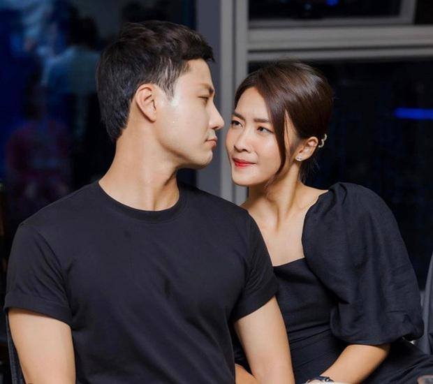 Cả hai từng vướng nghi vấn hẹn hò. Cả hai từng vướng nghi vấn hẹn hò.