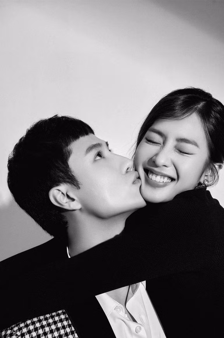 Khả Ngân và Thanh Sơn từng thực hiện bộ ảnh vô cùng ngọt ngào.