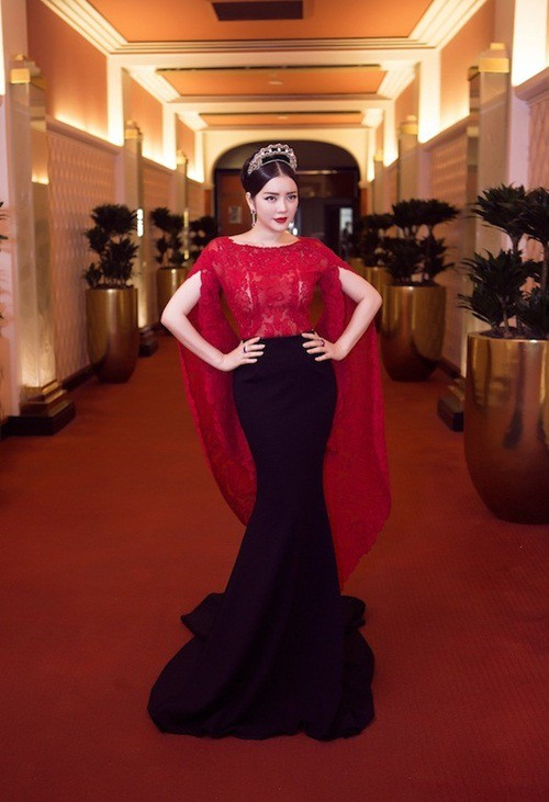 Lý Nhã Kỳ và những chiếc váy tiền tỷ chỉ mặc một lần - Ảnh 8.