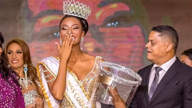 nhan sac nguoi dep cua curacao - doi thu dt viet nam tai chung ket king