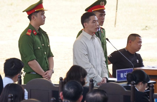 Kẻ bắt giữ, hiếp giết nữ sinh Điện Biên bật khóc khi đối diện án tử ảnh 2 Kẻ bắt giữ, hiếp giết nữ sinh Điện Biên bật khóc khi đối diện án tử - ảnh 2