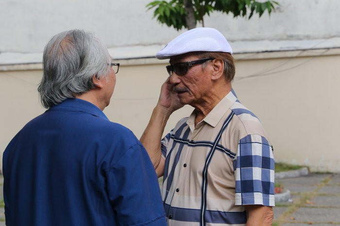 NSND Trần Hiếu, NSND Kim Cương xúc động viếng nhạc sĩ Nguyễn Văn Tý ảnh 1