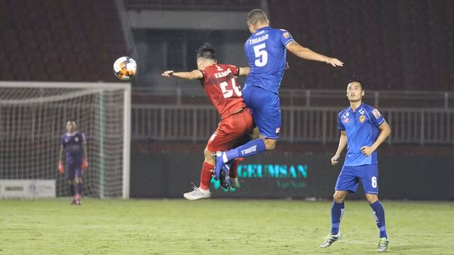 Hòa Quảng Nam, CLB TPHCM tiếp tục dẫn đầu bảng V-League - 6