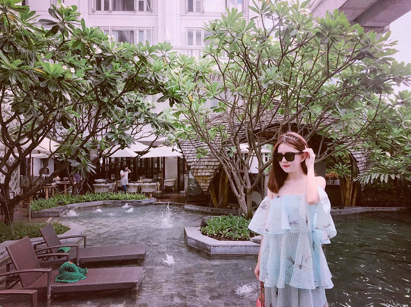 Style "bánh bèo" nhưng 9x này vẫn toát lên khí chất sang chảnh ngời ngời ảnh 9 Style "bánh bèo" nhưng 9x này vẫn toát lên khí chất sang chảnh ngời ngời ảnh 9