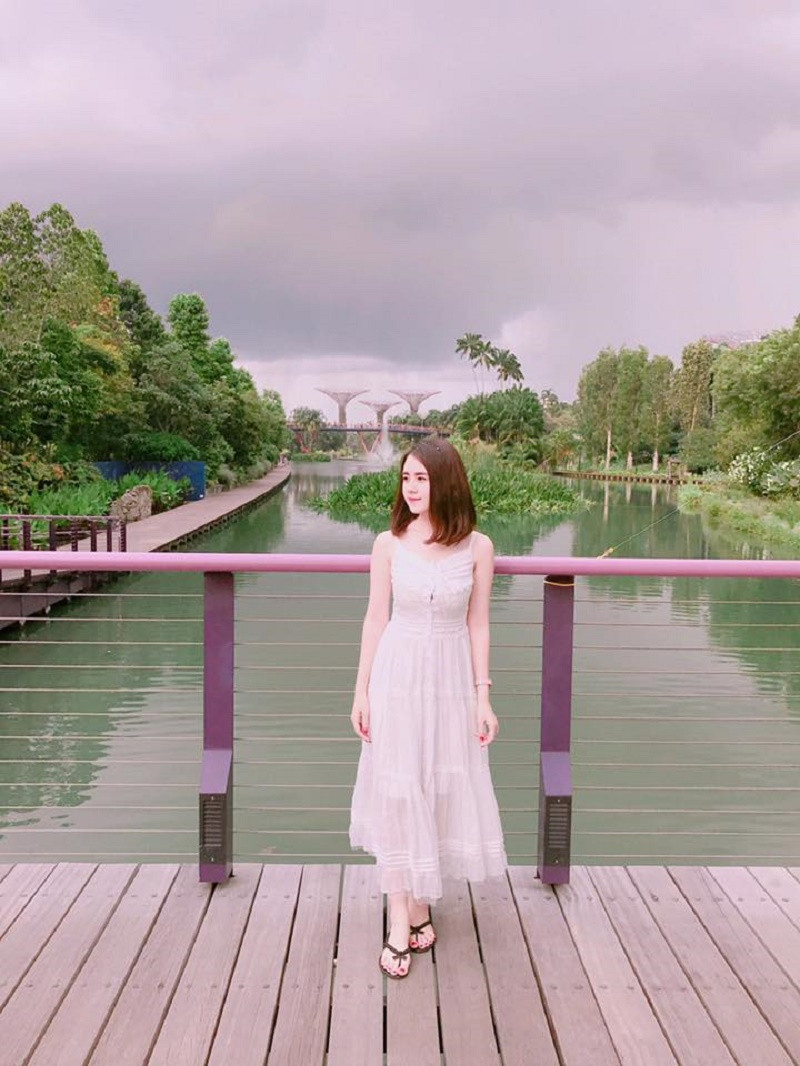 Style "bánh bèo" nhưng 9x này vẫn toát lên khí chất sang chảnh ngời ngời ảnh 5 Style "bánh bèo" nhưng 9x này vẫn toát lên khí chất sang chảnh ngời ngời ảnh 5