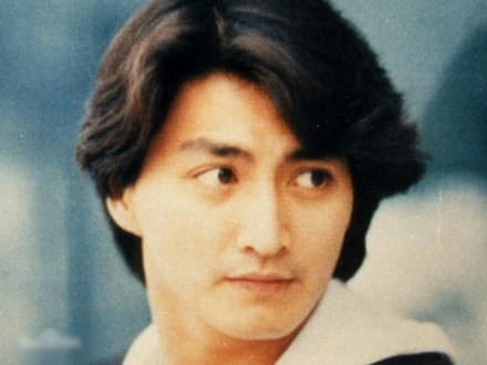 Vẻ điển trai gây sốt một thời của 