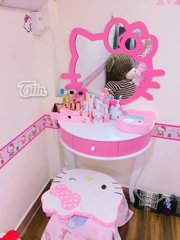 Nhà có 2 "nàng tiên", chị thích Doraemon, em yêu Hello Kitty ảnh 5 Nhà có 2 "nàng tiên", chị thích Doraemon, em yêu Hello Kitty ảnh 5