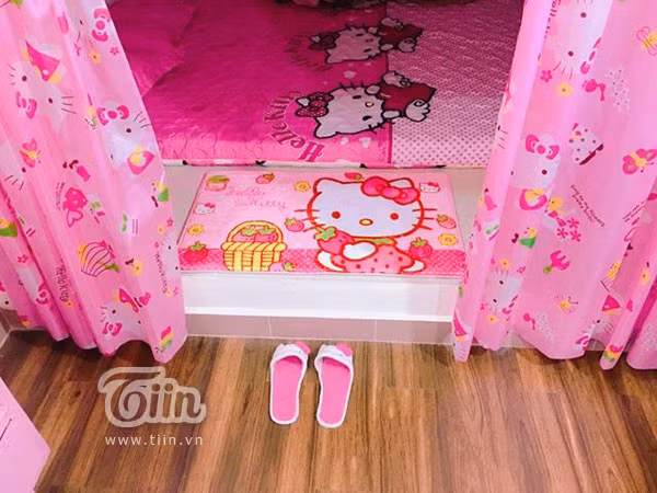 Nhà có 2 "nàng tiên", chị thích Doraemon, em yêu Hello Kitty ảnh 11