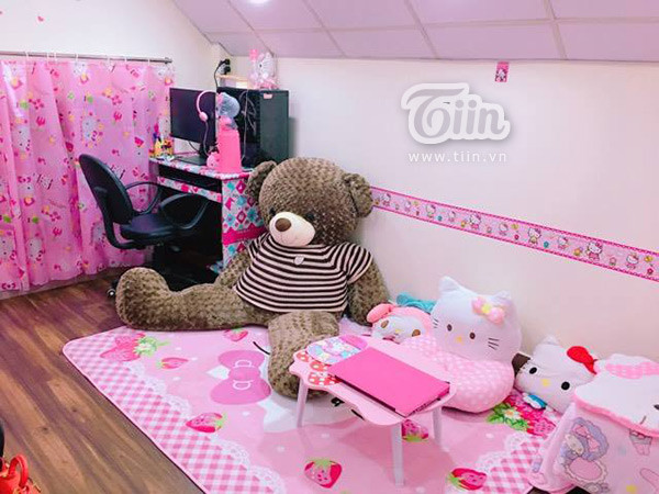 Nhà có 2 "nàng tiên", chị thích Doraemon, em yêu Hello Kitty ảnh 7 Nhà có 2 "nàng tiên", chị thích Doraemon, em yêu Hello Kitty ảnh 7