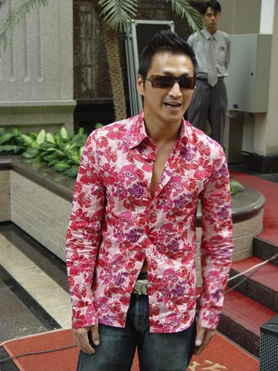 Vẻ điển trai gây sốt một thời của 