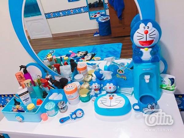Nhà có 2 "nàng tiên", chị thích Doraemon, em yêu Hello Kitty ảnh 15 Nhà có 2 "nàng tiên", chị thích Doraemon, em yêu Hello Kitty ảnh 15