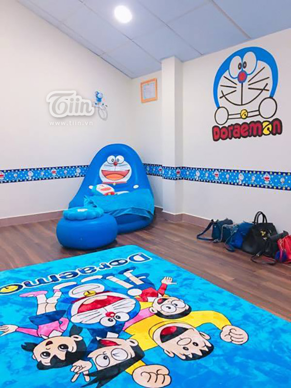 Nhà có 2 "nàng tiên", chị thích Doraemon, em yêu Hello Kitty ảnh 14 Nhà có 2 "nàng tiên", chị thích Doraemon, em yêu Hello Kitty ảnh 14
