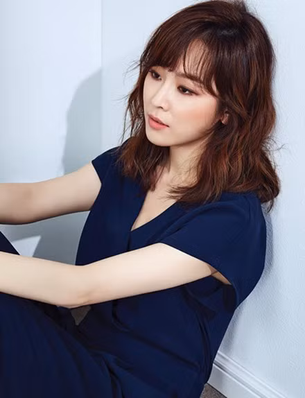 Ngọc nữ xứ Hàn đẹp mong manh quyến rũ ảnh 11