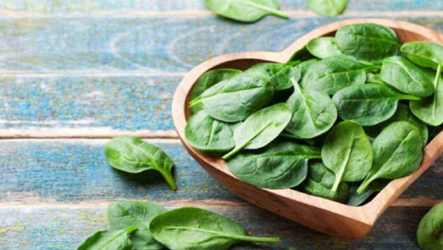 Các loại rau lá xanh rất giàu vitamin K. (Ảnh: ITN) Các loại rau lá xanh rất giàu vitamin K. (Ảnh: ITN)