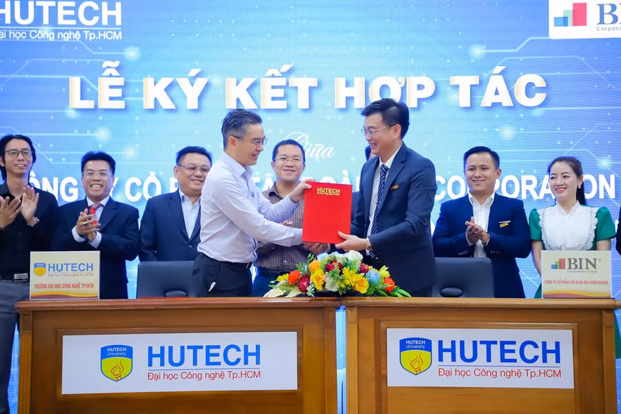 Trường ĐH Công nghệ TPHCM và Công ty Cổ phần Tập đoàn BIN Corporation ký kết đào tạo nhân lực.