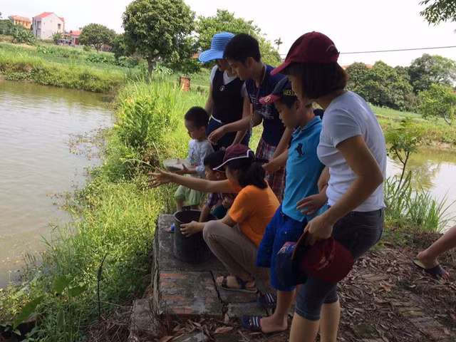 Giáo viên dạy trẻ tự kỷ: Từ cú sốc đến giọt nước mắt hạnh phúc - Ảnh 4.