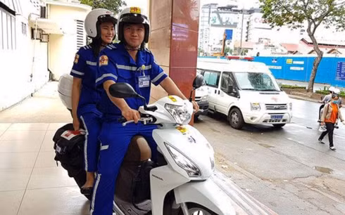 xe cap cuu 2 banh cuu song sinh mang nhieu nguoi hinh 1