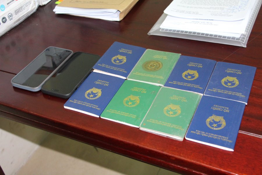 Tang vật vụ án bị công an thu giữ. (Ảnh: CANA)