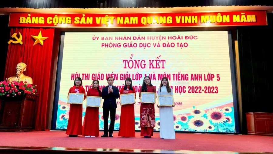 Phòng GD&ĐT Hoài Đức vừa tổ chức thành công Hội thi giáo viên giỏi cấp huyện năm học 2022-2023. 