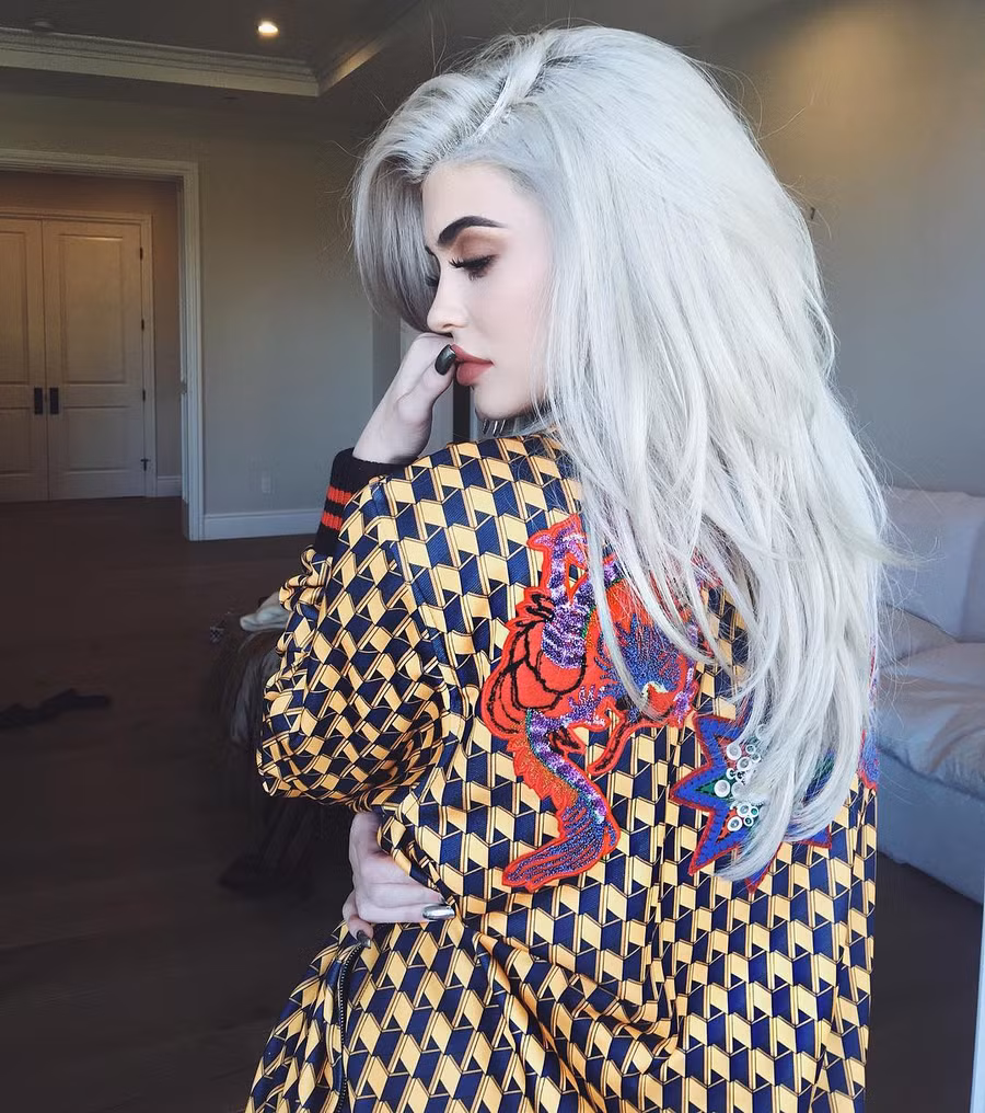 Kylie Jenner: Cô nàng được mệnh danh là "Nữ hoàng tóc" của Hollywood ảnh 6