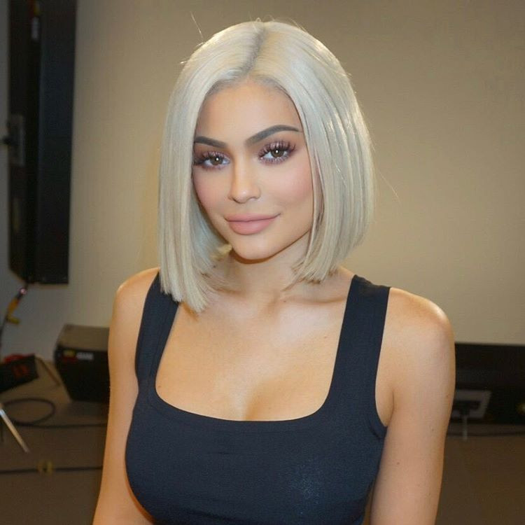 Kylie Jenner: Cô nàng được mệnh danh là "Nữ hoàng tóc" của Hollywood ảnh 3