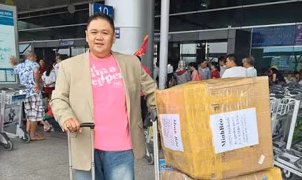 Minh Béo với hành trang khi đi Mỹ.
